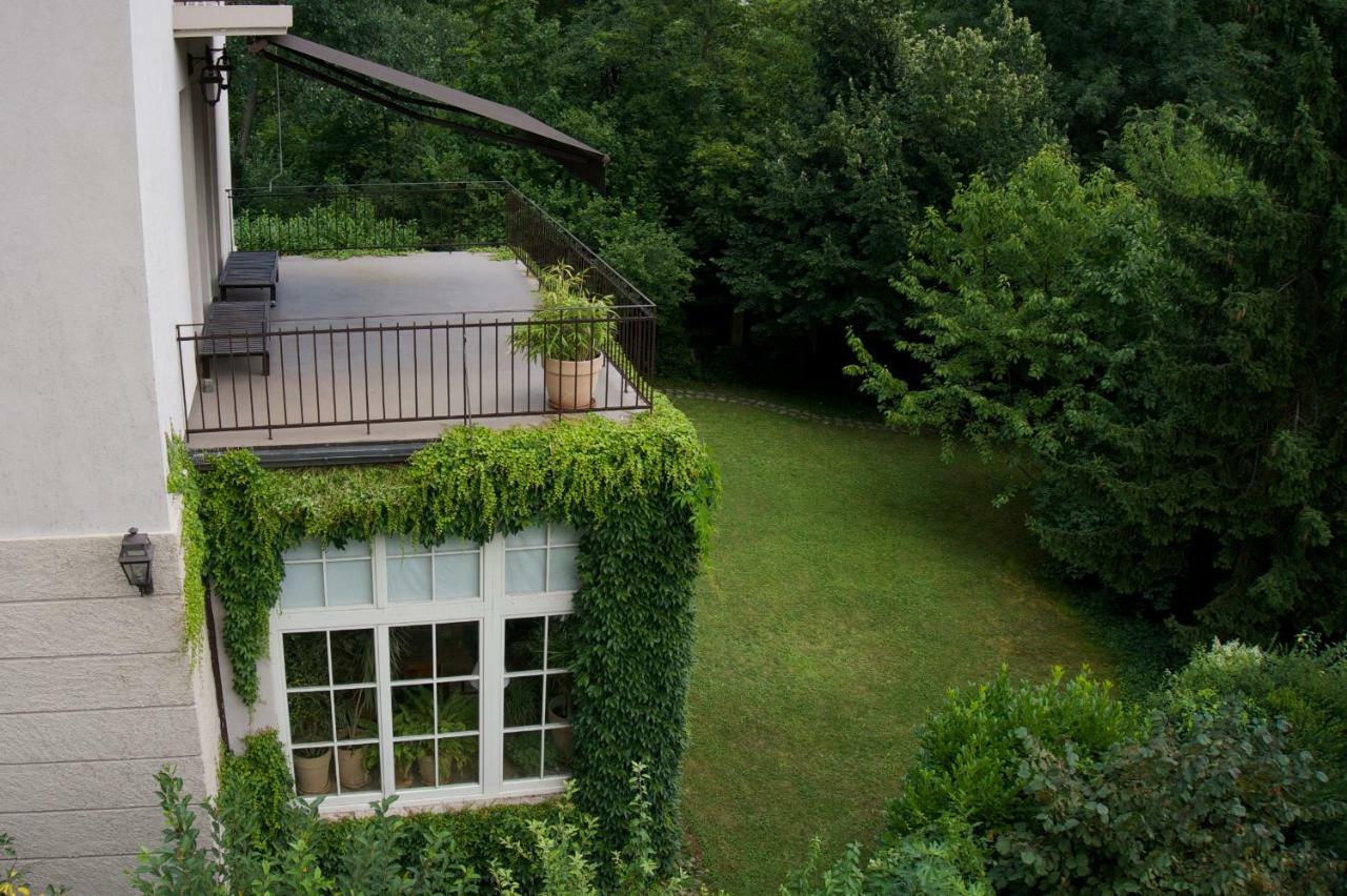 Embassy Row Bnb Zagreb Exterior foto